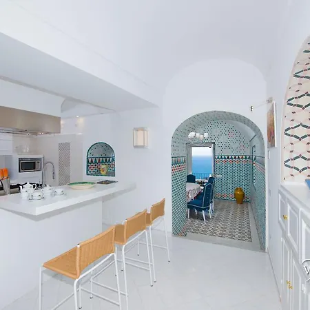 Eden Villa *